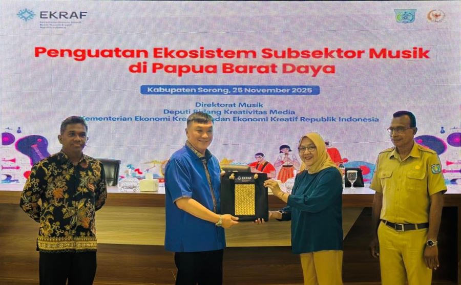 Rico Sia Dorong Pemberdayaan Pemuda Papua Barat Daya lewat Musik